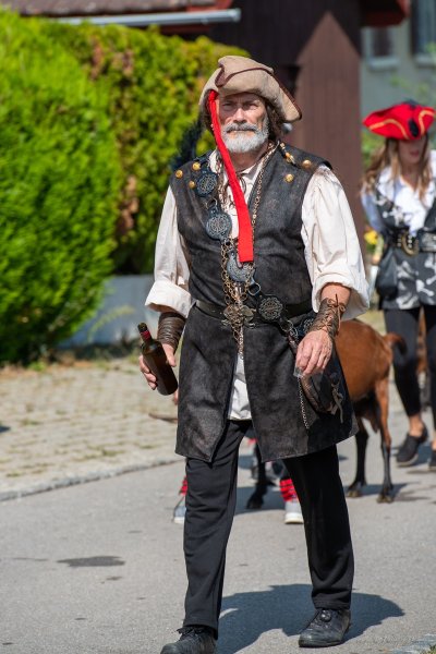 fete_villageoise_cortege_20220828_09